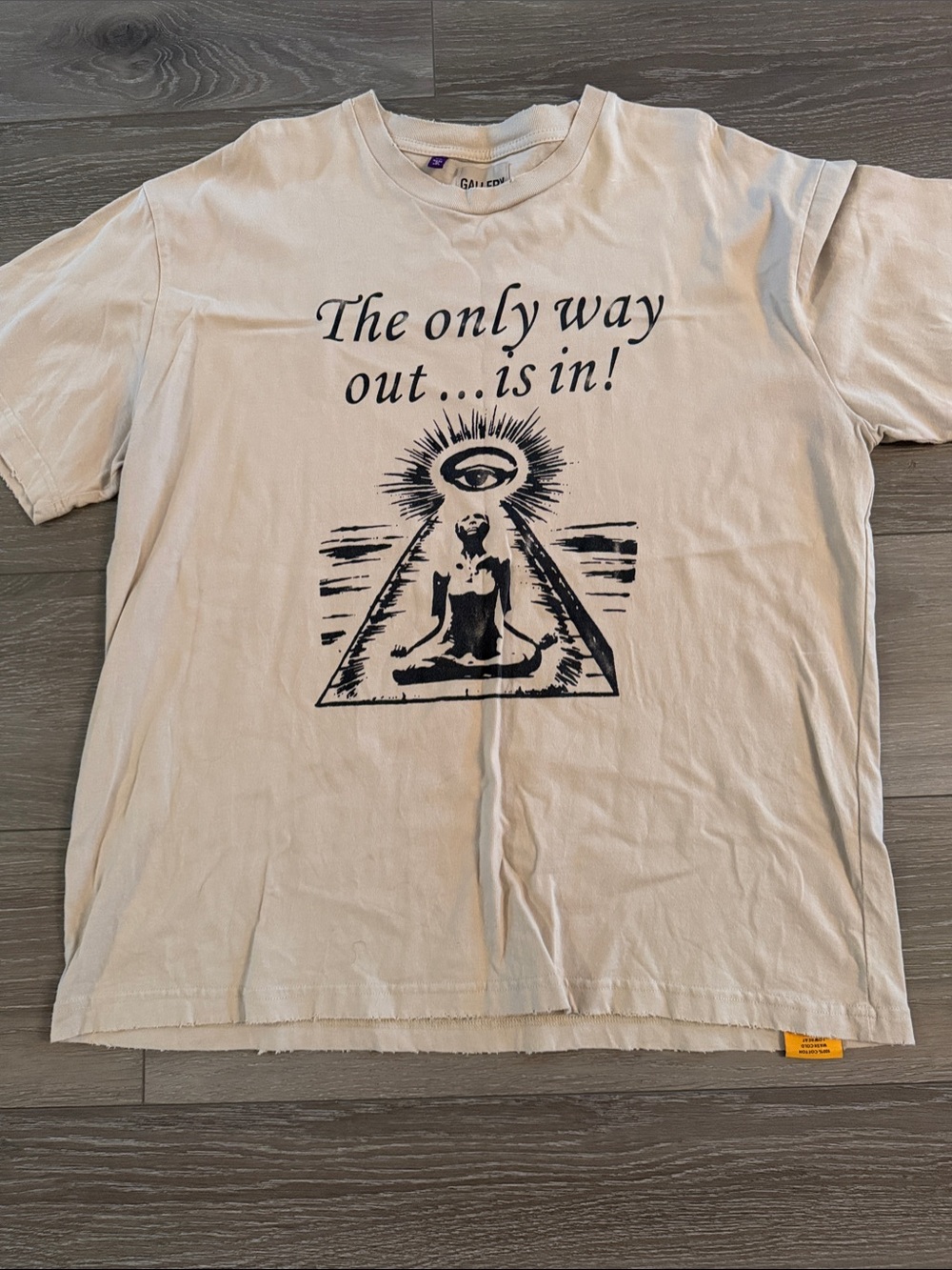 Gallery Dept The Only Way Out Is In Graphic Tee - Cream